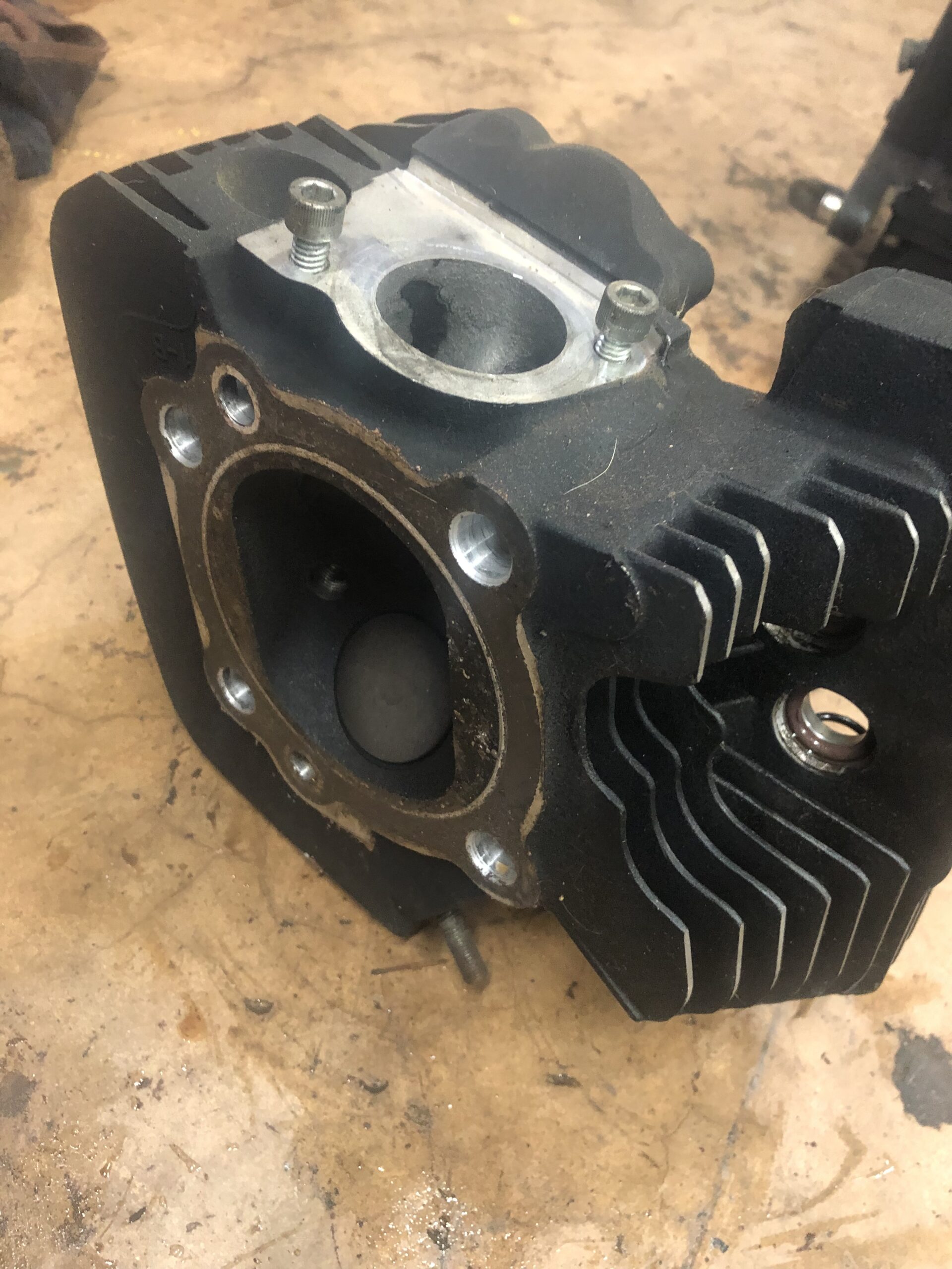 Twin Cam 88 Front Cylinder Head - Image 5