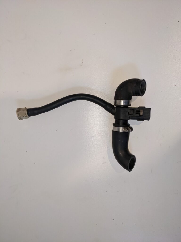 Yamaha Jet Ski 1990-1998 Wave Venture Wave Runner 500 650 700 Bilge Body Valve Assembly