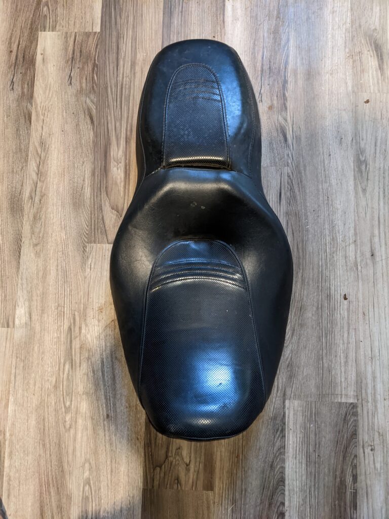 2006 Harley Davidson Road Glide Seat