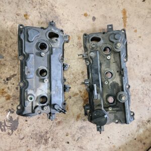 2007 Nissan Altima SE 3.5L V6 Valve Covers OEM: 13264-JA10A, 13264-JA10B Set