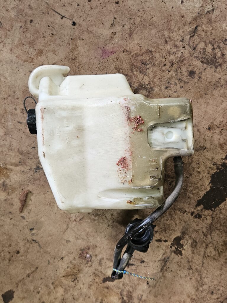 2007 Nissan Altima SE 3.5L V6 Coolant Reservoir OEM: 21710-JA000