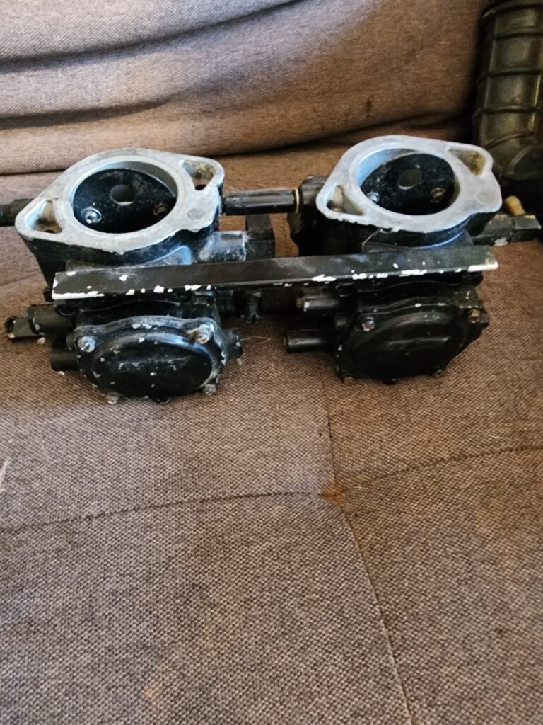 1995 Kawasaki CARBURETOR-ASSY