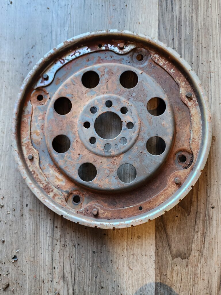 2007-2010 Nissan Altima Fly Wheel OEM 12331-JA00A
