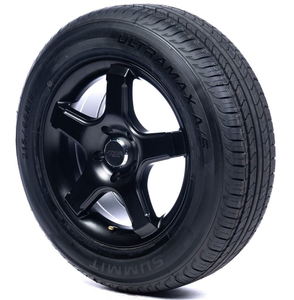 Summit UltramaX A/S All-Season Tire - 215/70R15 98T