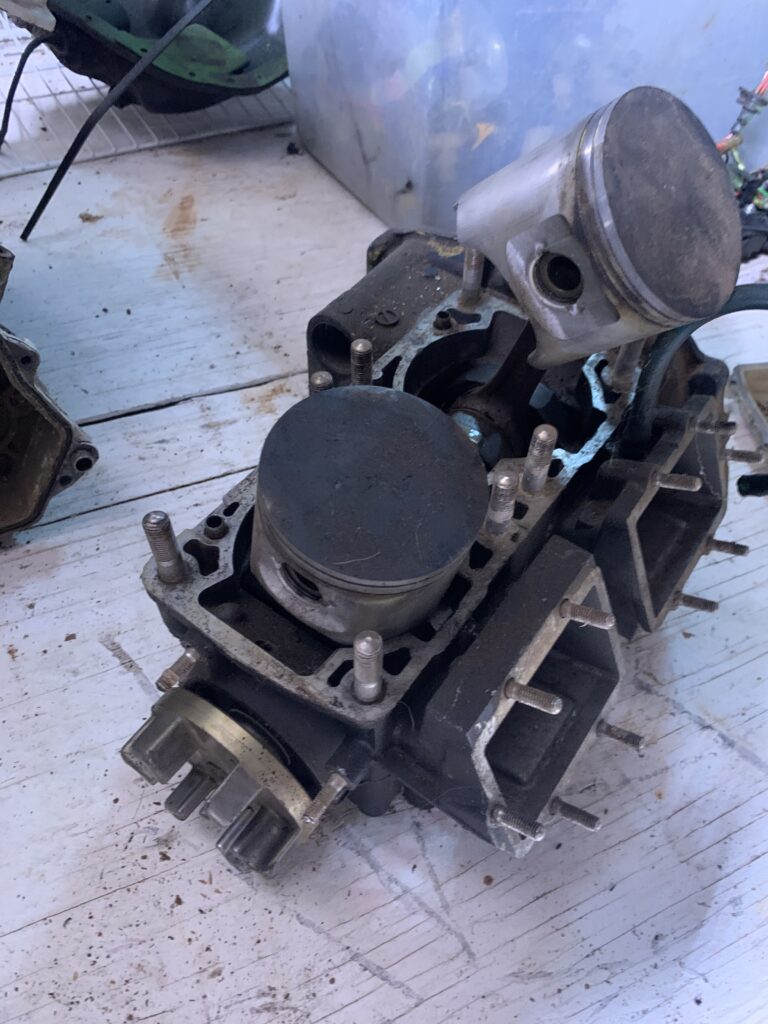 Kawasaki SMALL PIN 750 Bottom End Crankcase Crankshaft