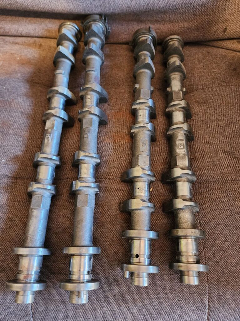 VQ35DE Camshaft Set