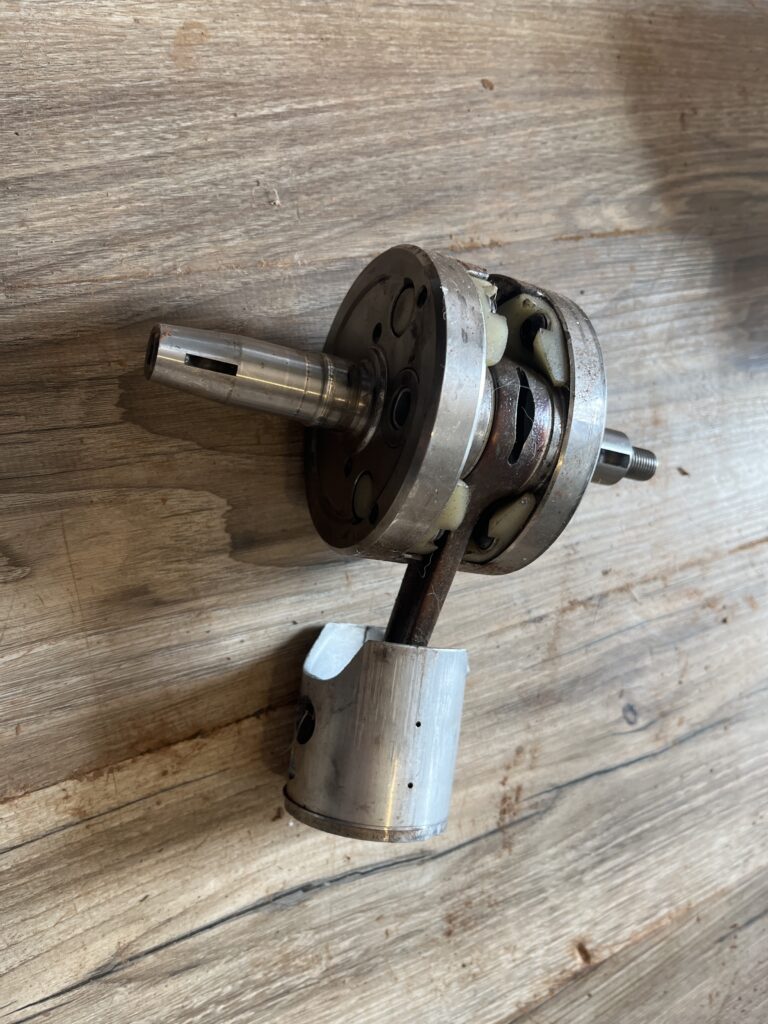 Kawasaki Crank Shaft OEM (13031-1499)