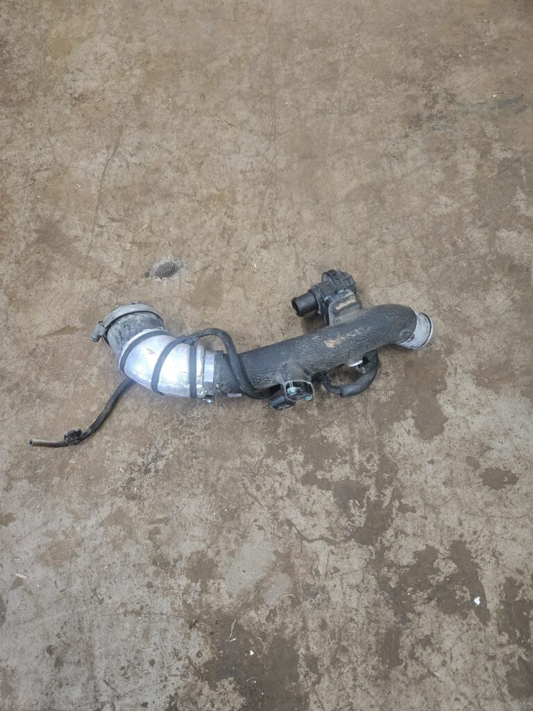 OUTLET PIPE 28262-2B780