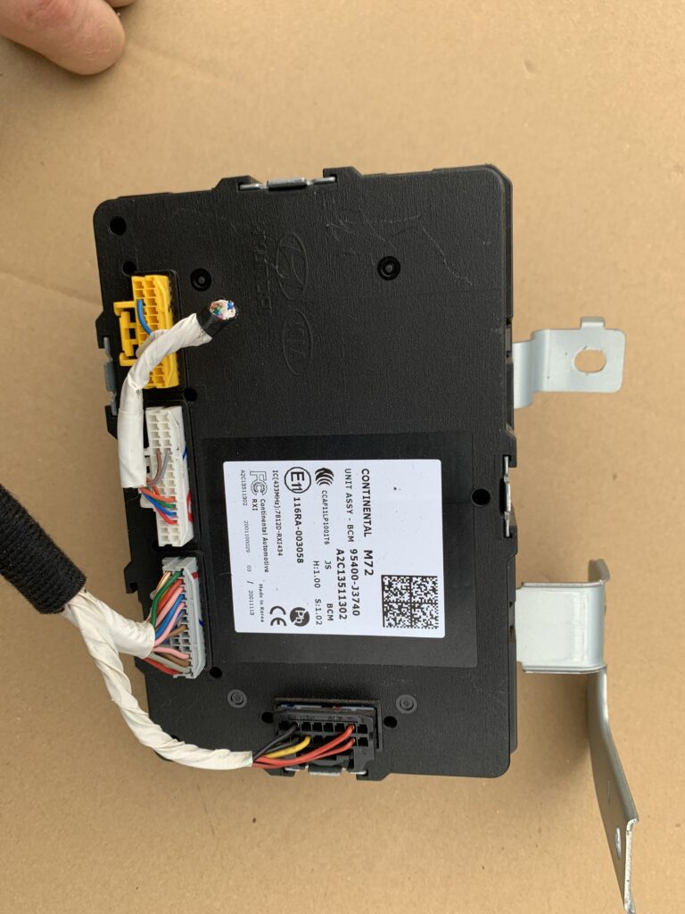 OEM Body Control Module BCM 95400-J3740
