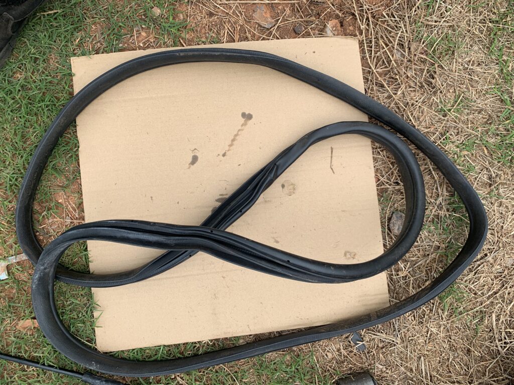 OEM Left Driver Door Weatherstrip Seal HYUNDAI-6096